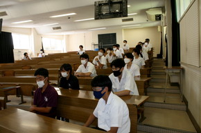 高総体報告会及び表彰伝達式