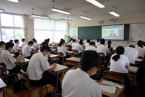 携帯電話・スマートフォンに関する安全・モラル講話